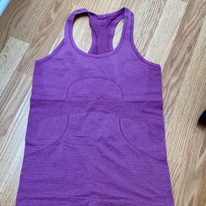 Lululemon Swiftly Tech Racerback Tank Top, purple tonka stripe, size 6, EUC